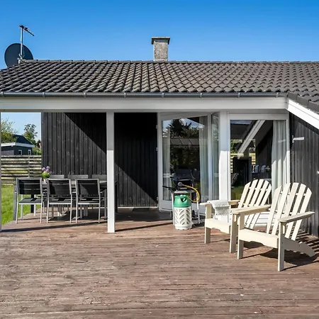 Loki - 200m From The Sea By Interhome Børkop